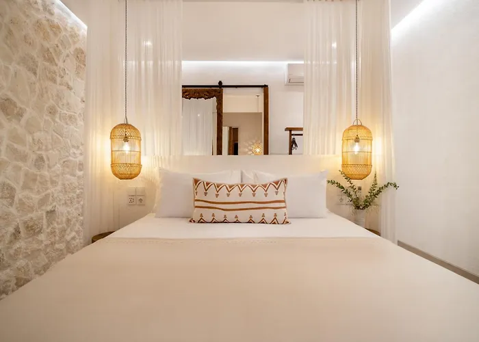 The Balangan - 2min To & 5min To Bali's Golf Hotel 4*